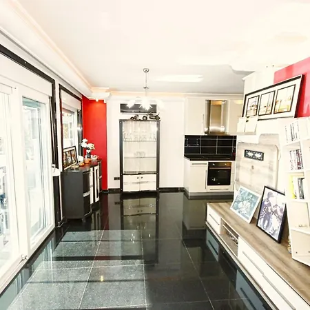 酒店 - Luxus - Pool - Whirlpool - - Kestel 阿拉尼亚
