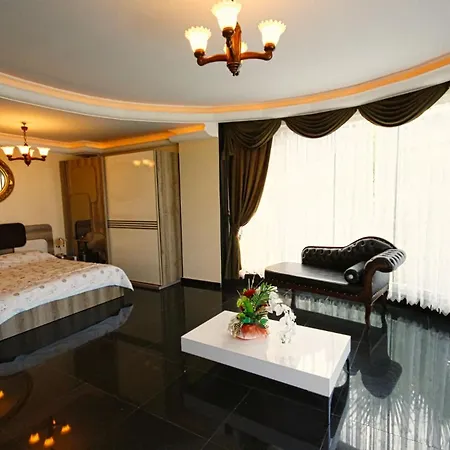 - Luxus - Pool - Whirlpool - - Kestel فندق *