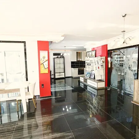 - Luxus - Pool - Whirlpool - - Kestel * ألانيا